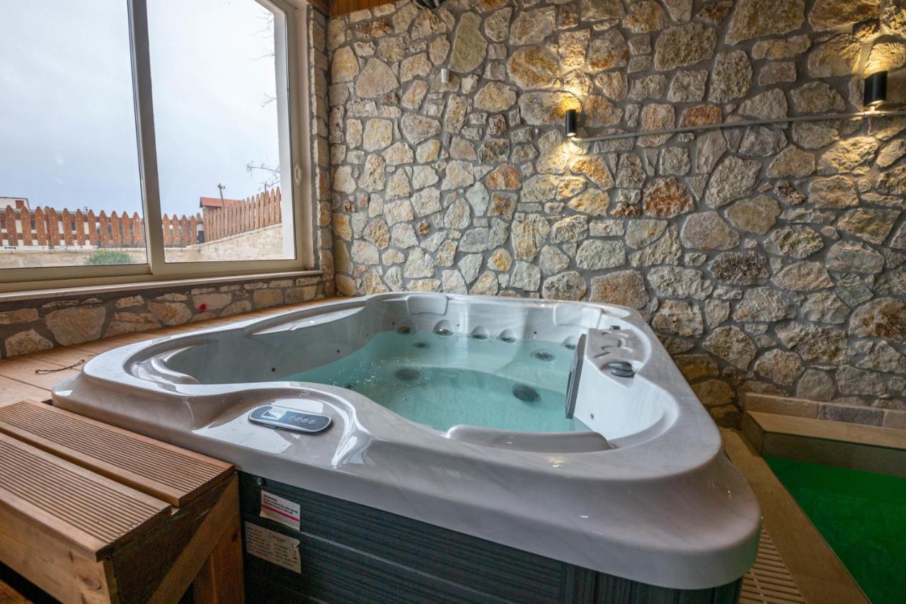 Hotel Aerial & 4*