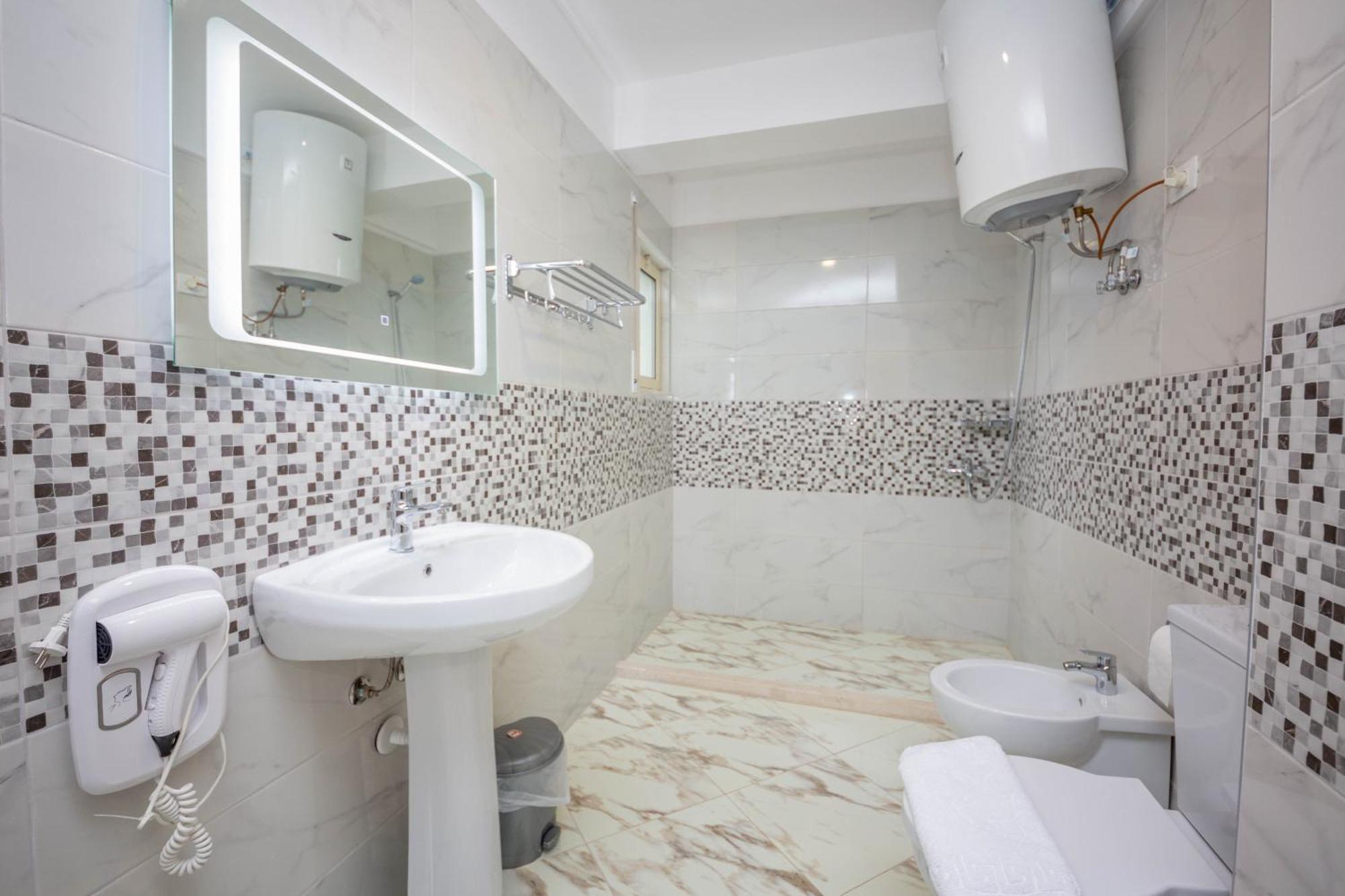 Hotel Aerial & 4*