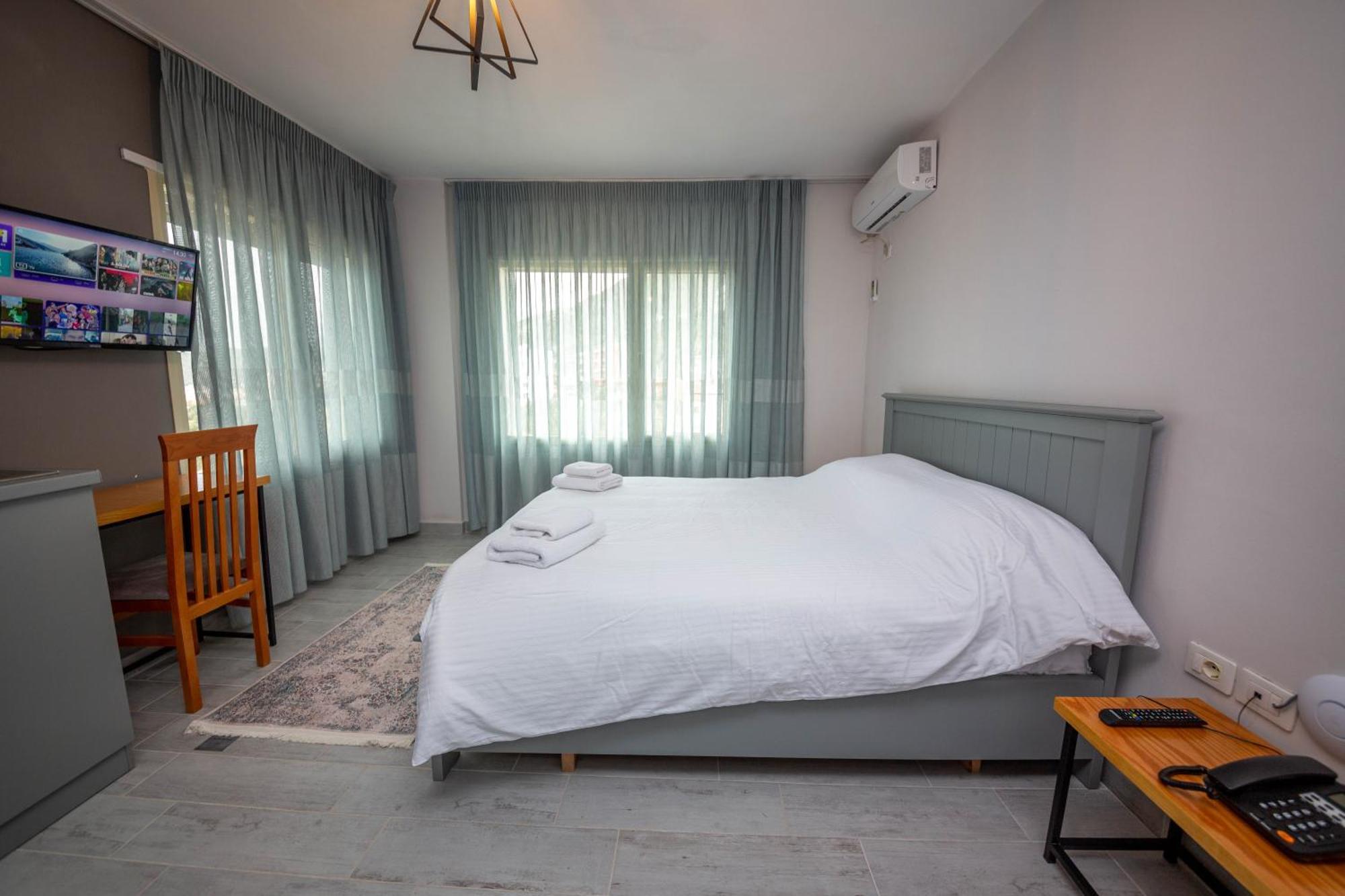 Aerial & Hotell